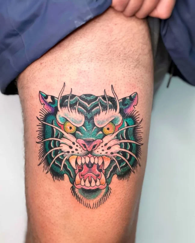 tatuaje-tradicional-cara-tigre-tomas-tinta-inksweettattoo